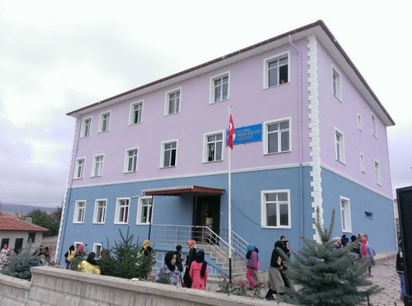 Osmancık İmam Hatip Ortaokulu Fotoğrafı